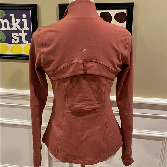 Lululemon Define Jacket in Spanish Rose - Picture 6 of 8